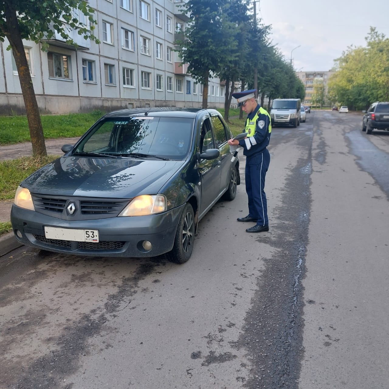 Итоги массовой проверки водителей на предмет выявления нарушений требований к перевозке детей, установленных Правилами дорожного движения.