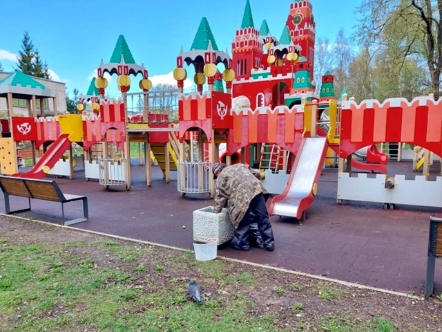 Город чистый только тогда, когда в нем не мусорят и убирают систематически!.
