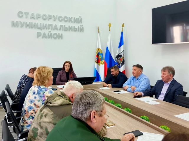 Сегодня в Администрации муниципального района прошло заседание комиссии по координации мероприятий по выявлению неизвестных воинских захоронений и непогребённых останков.
