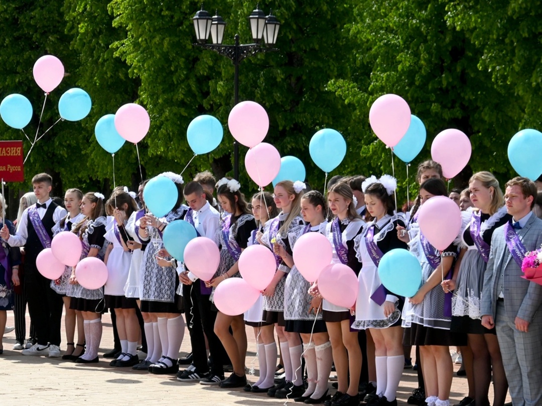 Сегодня на Соборной площади состоится торжественное мероприятие &quot;Последний звонок&quot;🔔.