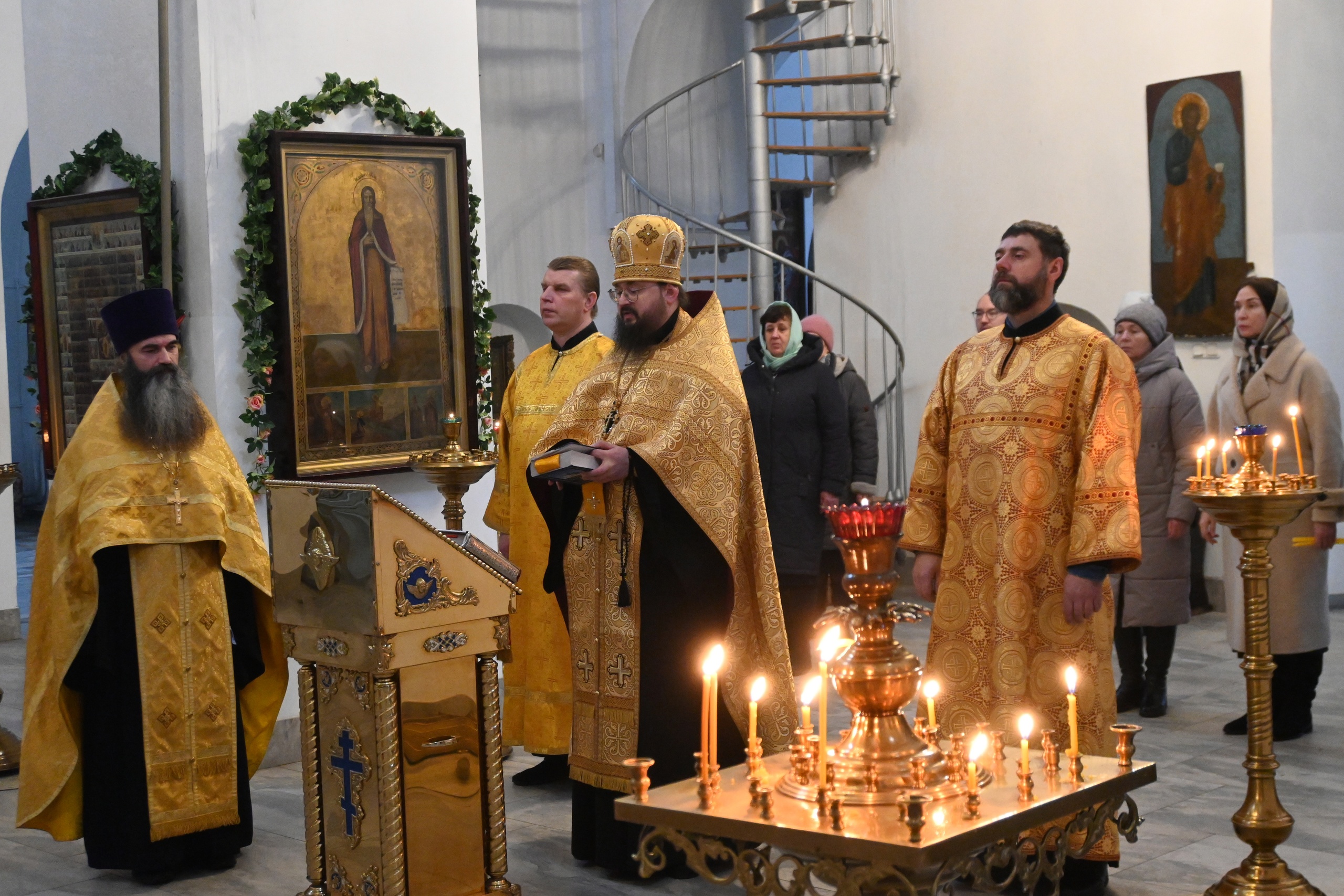 Сегодня в Старой Руссе торжественно открыли Год семьи..