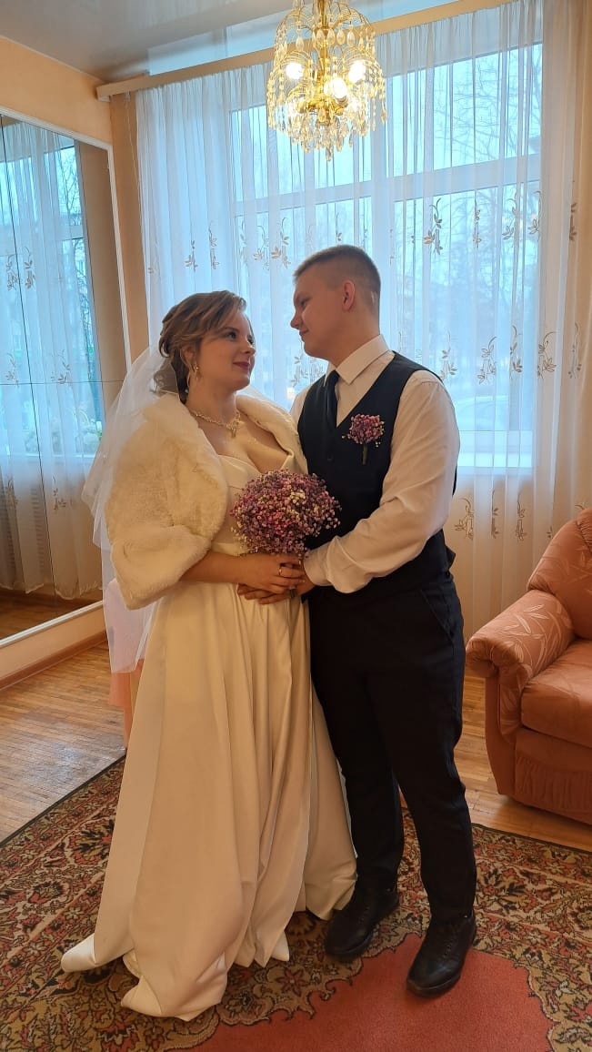 Сегодня в отделе ЗАГС Администрации Старорусского муниципального района Новгородской области зарегистрировали брак Григорьевы Антон и Наталья!.