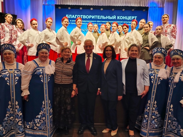 Культура и традиции малых городов, развитие талантов, привлечение кадров в сферу культуры, популяризация Пушкинской карты - все эти важнейшие вопросы легли в основу работы круглого стола  &quot;Культура сёл и малых городов северо-запада России&quot;..