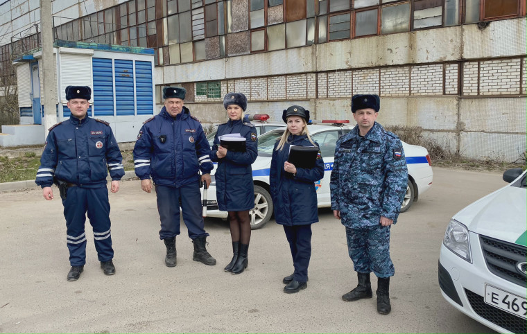 Сотрудники Госавтоинспекции МОМВД России «Старорусский» совместно с Управлением ФССП по Новгородской области провели совместное мероприятие. Сотрудники Госавтоинспекции МОМВД России «Старорусский» совместно с Управлением ФССП по Новгородской области провели совместное мероприятие.